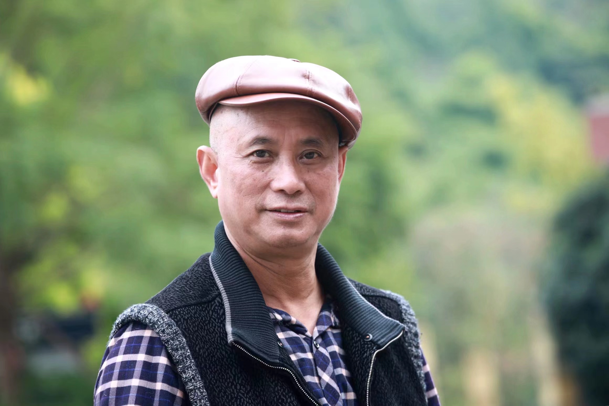 景志龙 个人照.jpg